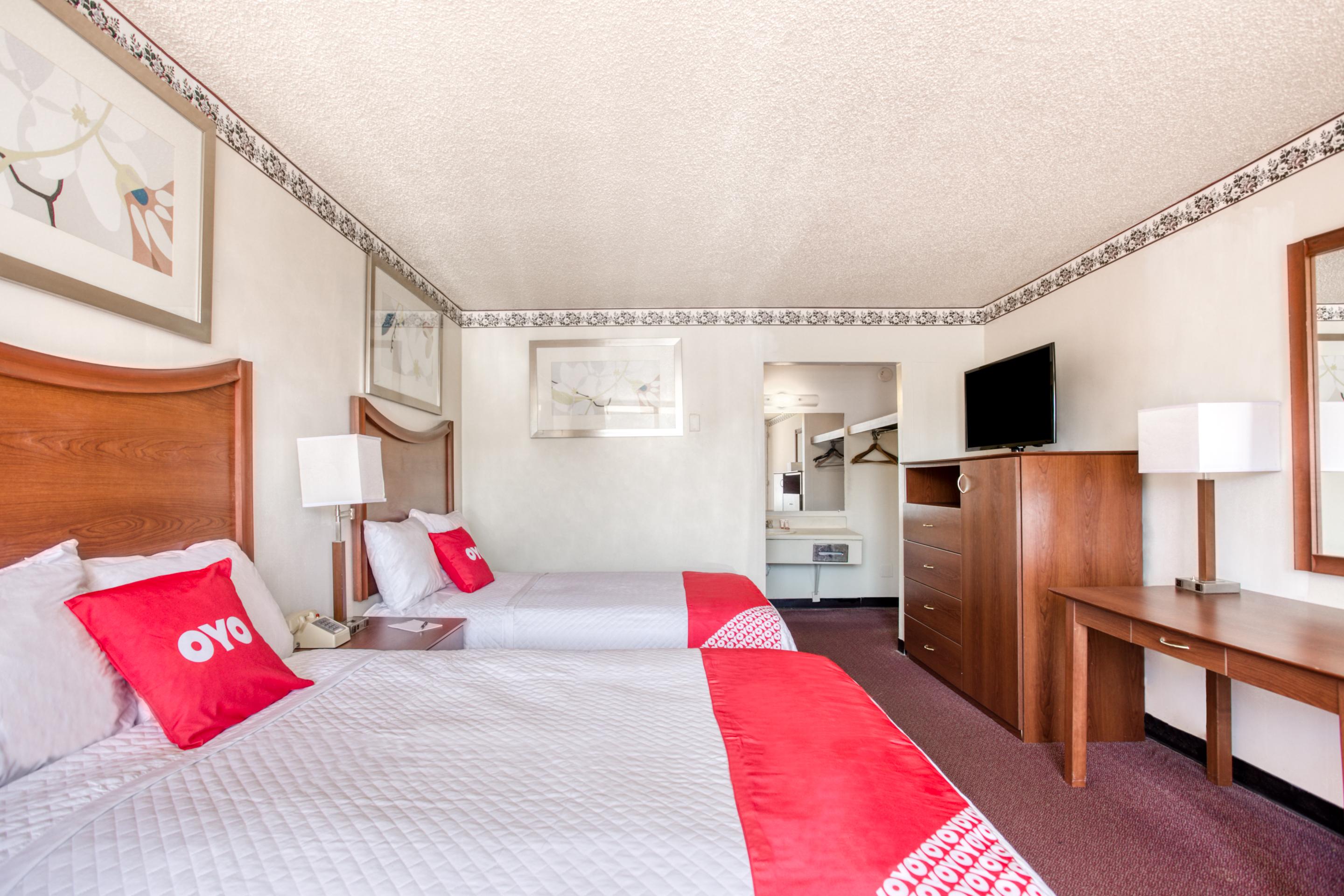 Oyo Hotel Petersburg Va - Templeton Zewnętrze zdjęcie